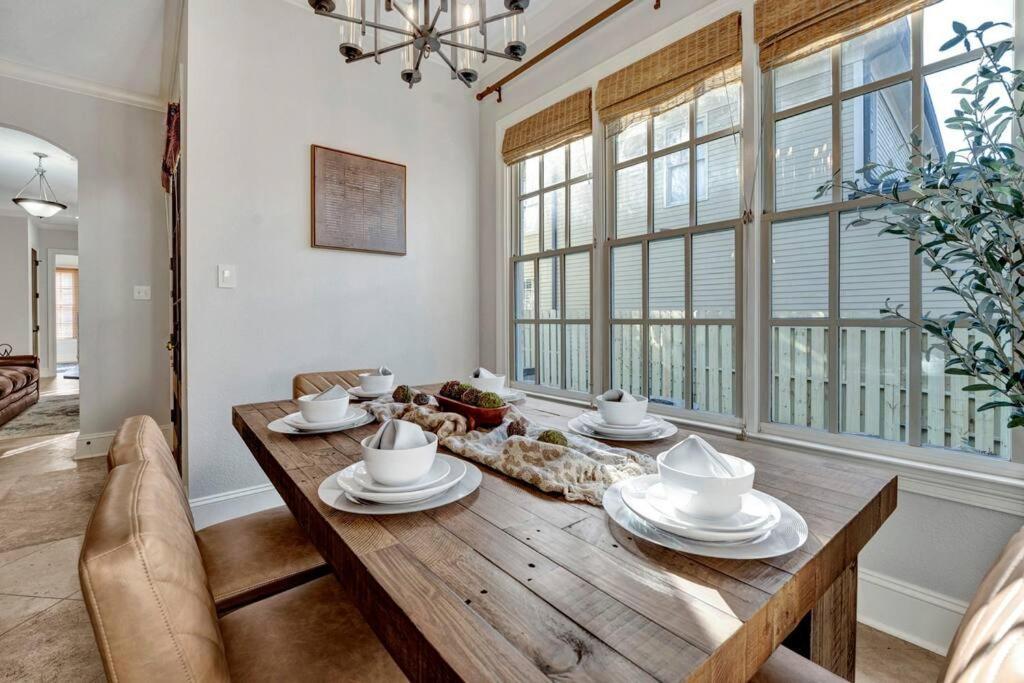 Luxury Home With Outdoor Patio And Game Room Memphis Exteriör bild