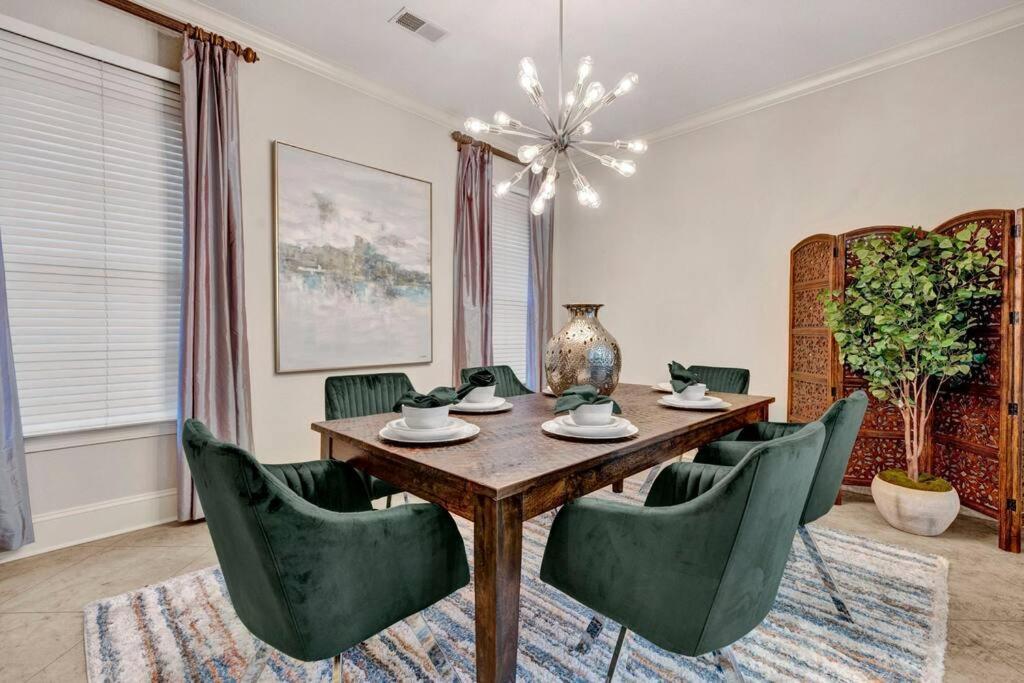 Luxury Home With Outdoor Patio And Game Room Memphis Exteriör bild